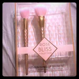 Makeup Brushes